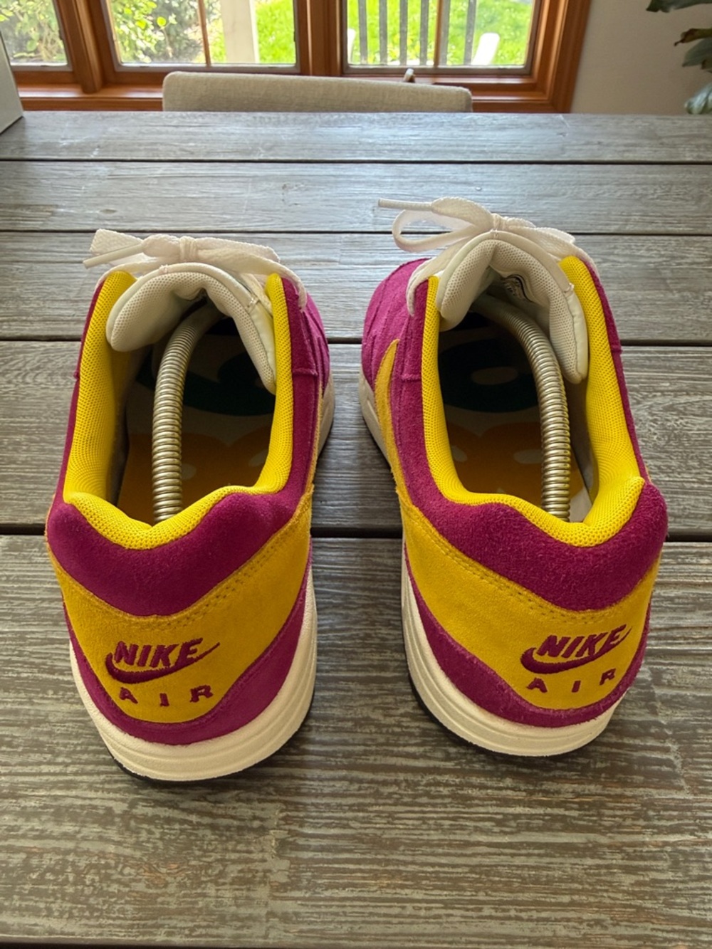 Nike Air Max 1 Premium 'Dynamic Berry' size 11 mens. - Picture 5 of 8
